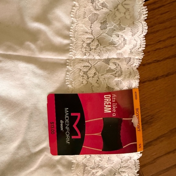 Pair of 2 NWT Maidenform Boy Shorts - Picture 8 of 9